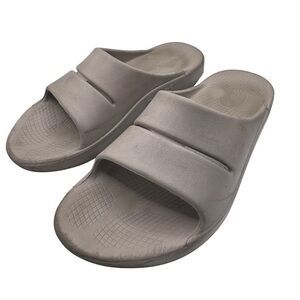 OOFOS Men's Gray Sandals - Size 11